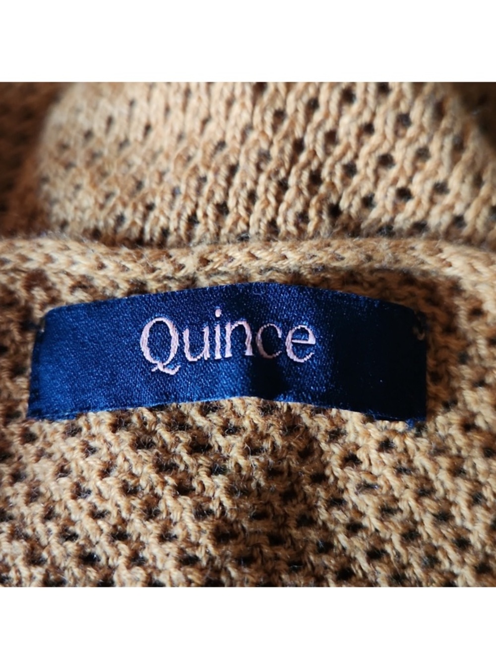 Quince Lightweight Cotton Cashmere Nursing Shawl - Amber - Picture 4 of 7